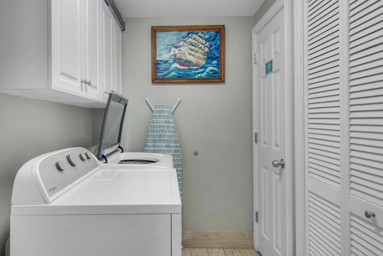 Majestic Beach Towers 2-1305 Panama City Beach