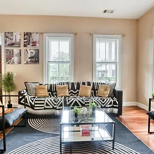 Summer In - 5 Mins To Dt & Forsyth - Mini Gym Holiday home Savannah